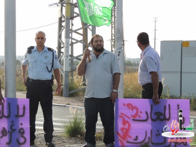 ابناء الحركة الاسلامية في المثلث الجنوبي  يتظاهرون ضد عدوان غزة 